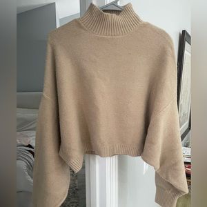 Cropped cream sweater